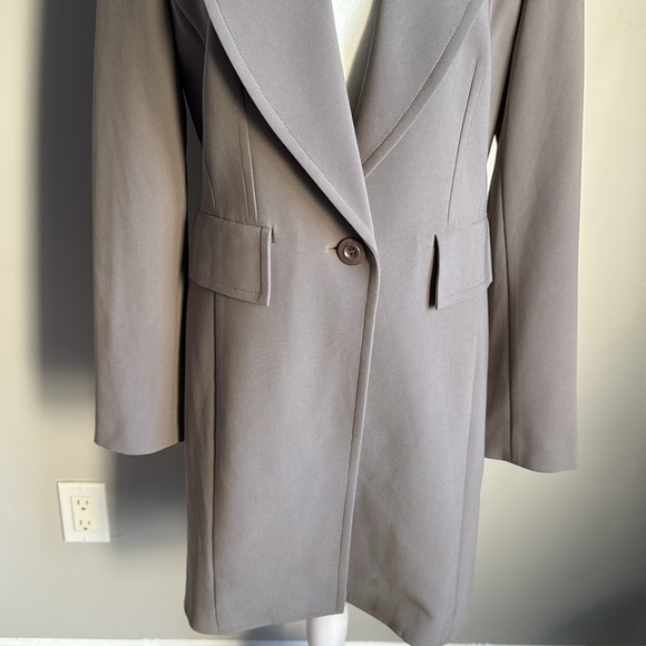 St. John Gray Blazer Coat - Picture 3 of 12